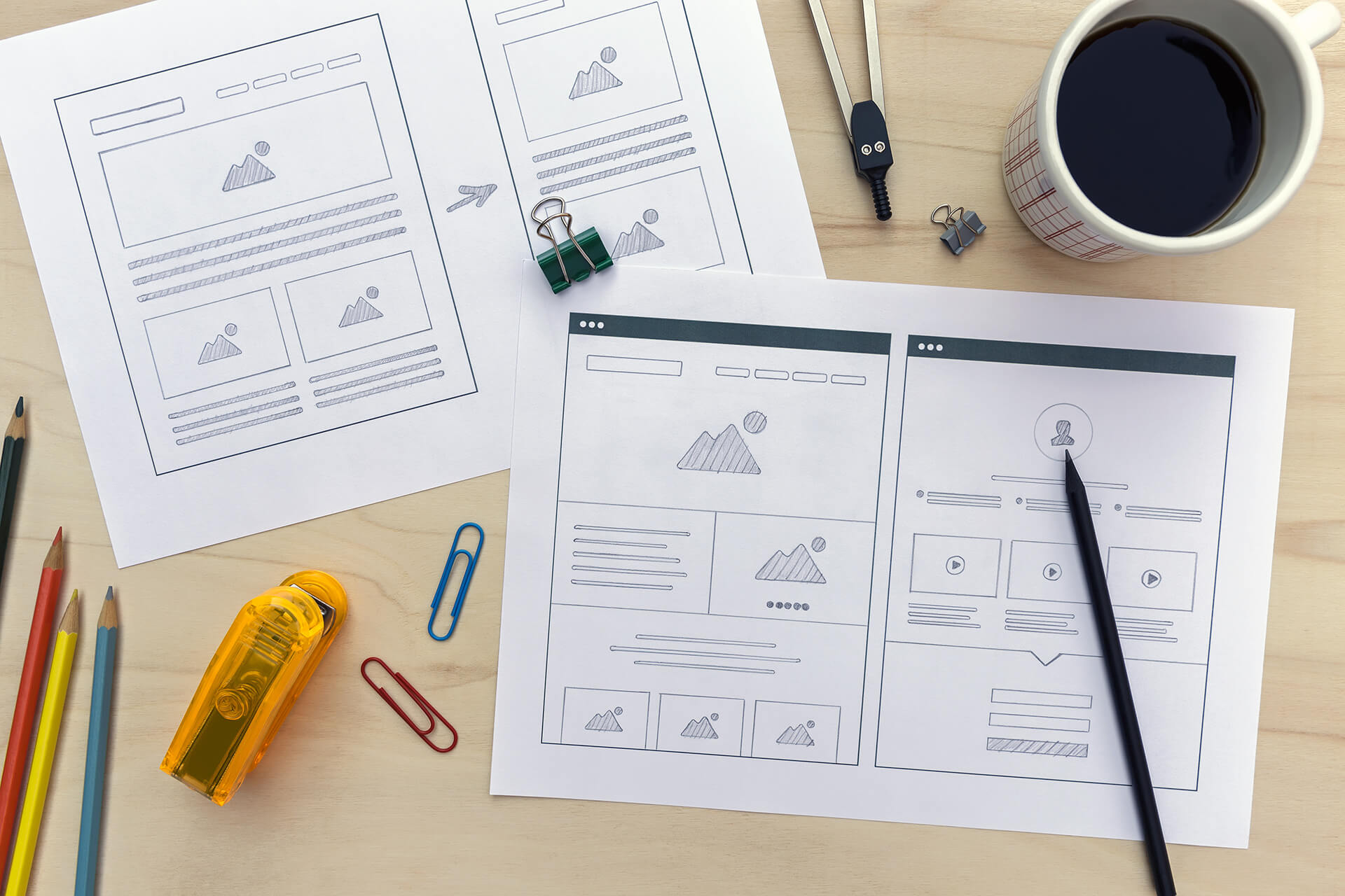 Website mockup using wireframe prototyping